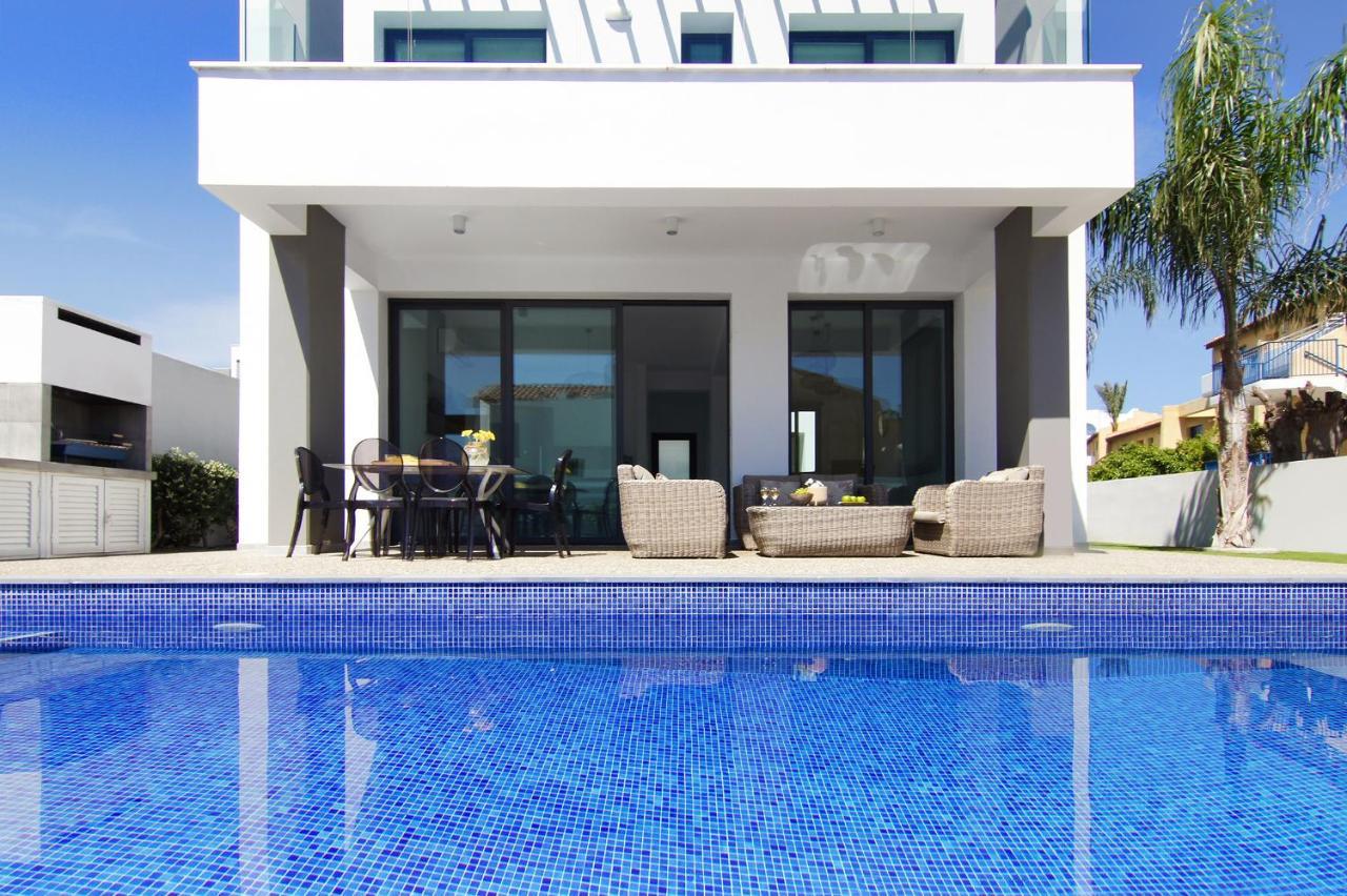 Villa Megan Protaras Luaran gambar